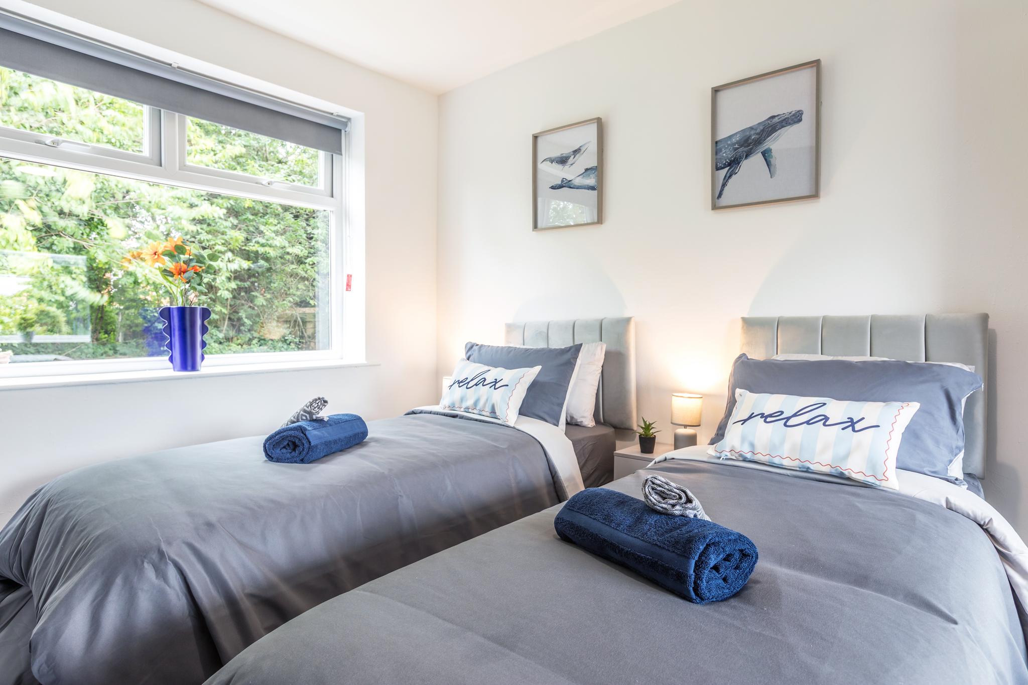 Bab's Bungalow- Home away from home, Sleeps 56