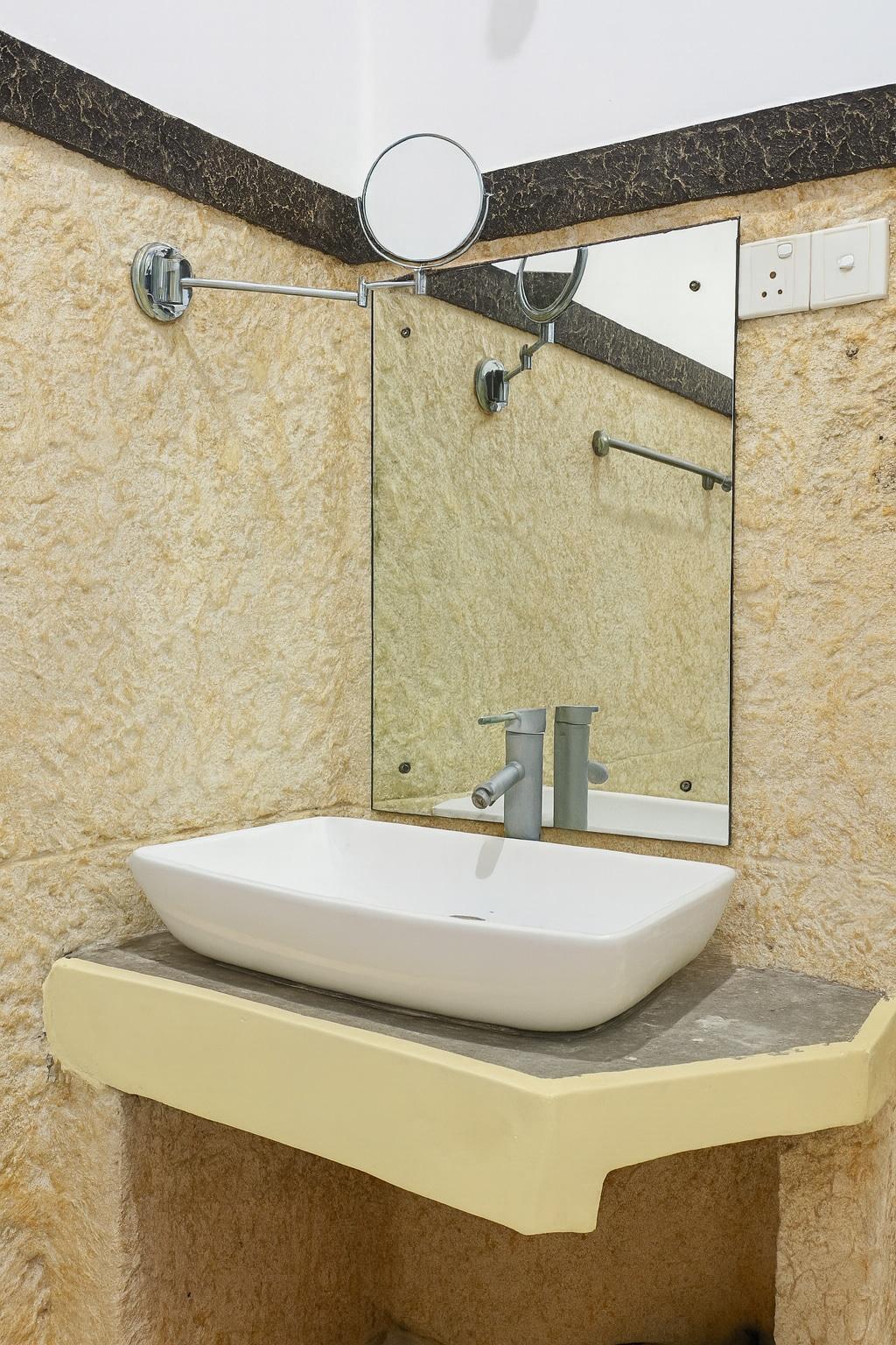 Ayurna Ayurveda Resort And Spa - Triple Room6