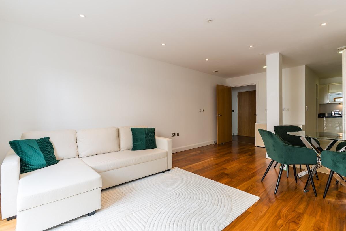 In the middle of the city centre2