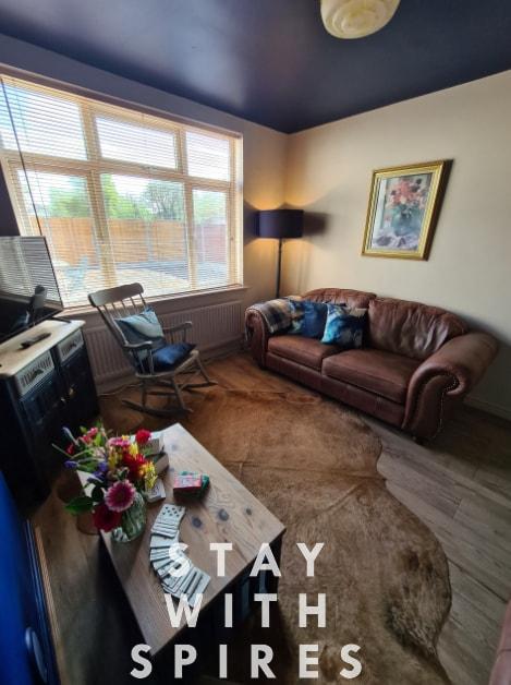 Rumer Hill House near McArthurGlen & Cannock Chase3