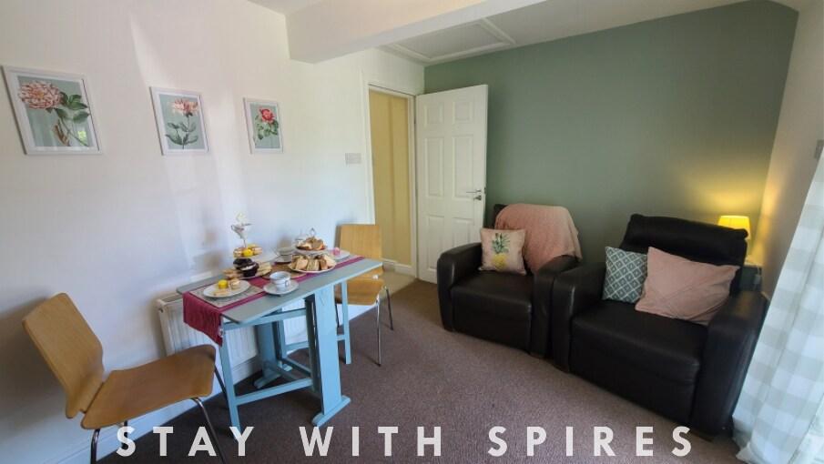 The Garden Room Studio apartment sleeps 22