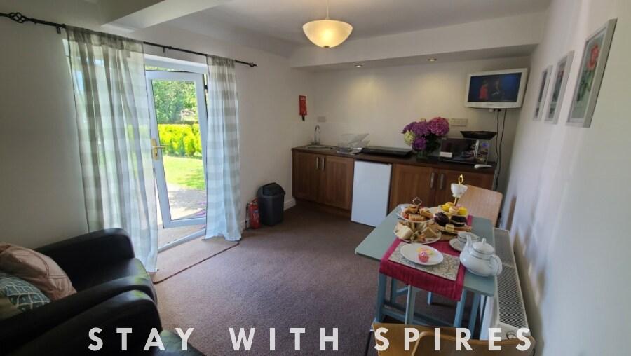The Garden Room Studio apartment sleeps 25
