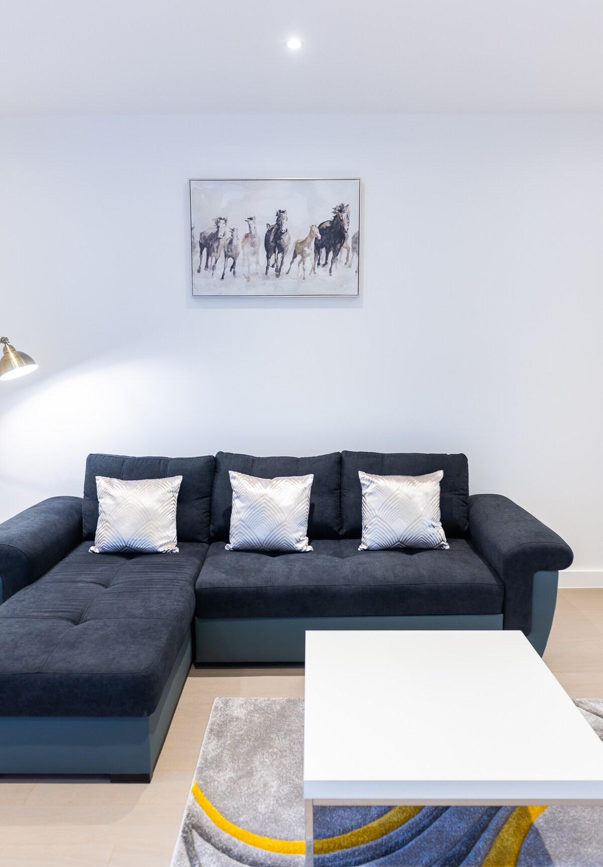 Elegant 1-Bed in St Albans w/ Free Parking & WiFi3
