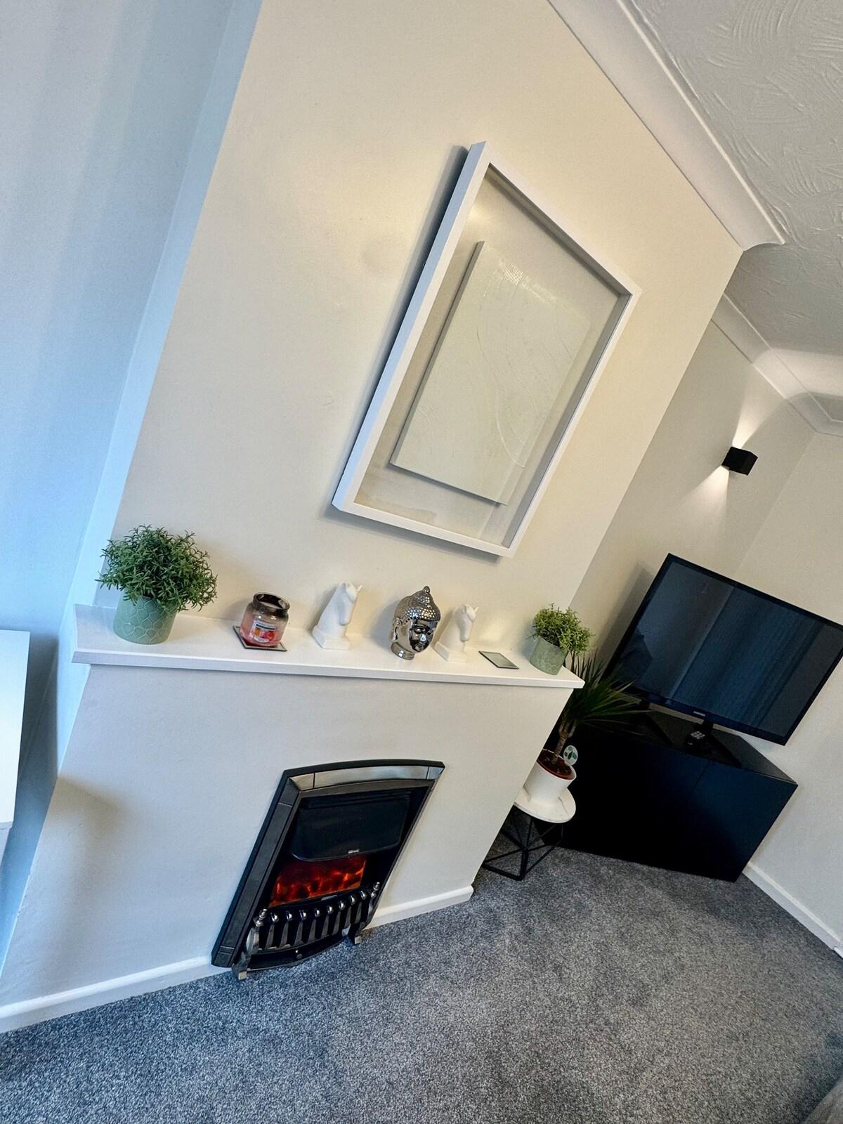 Comfortable 3BR house-parking close to city centre4