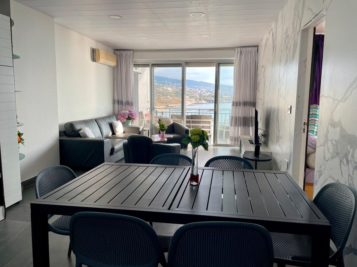 Modern Sea-View Stay | Sawary Resort Batroun4