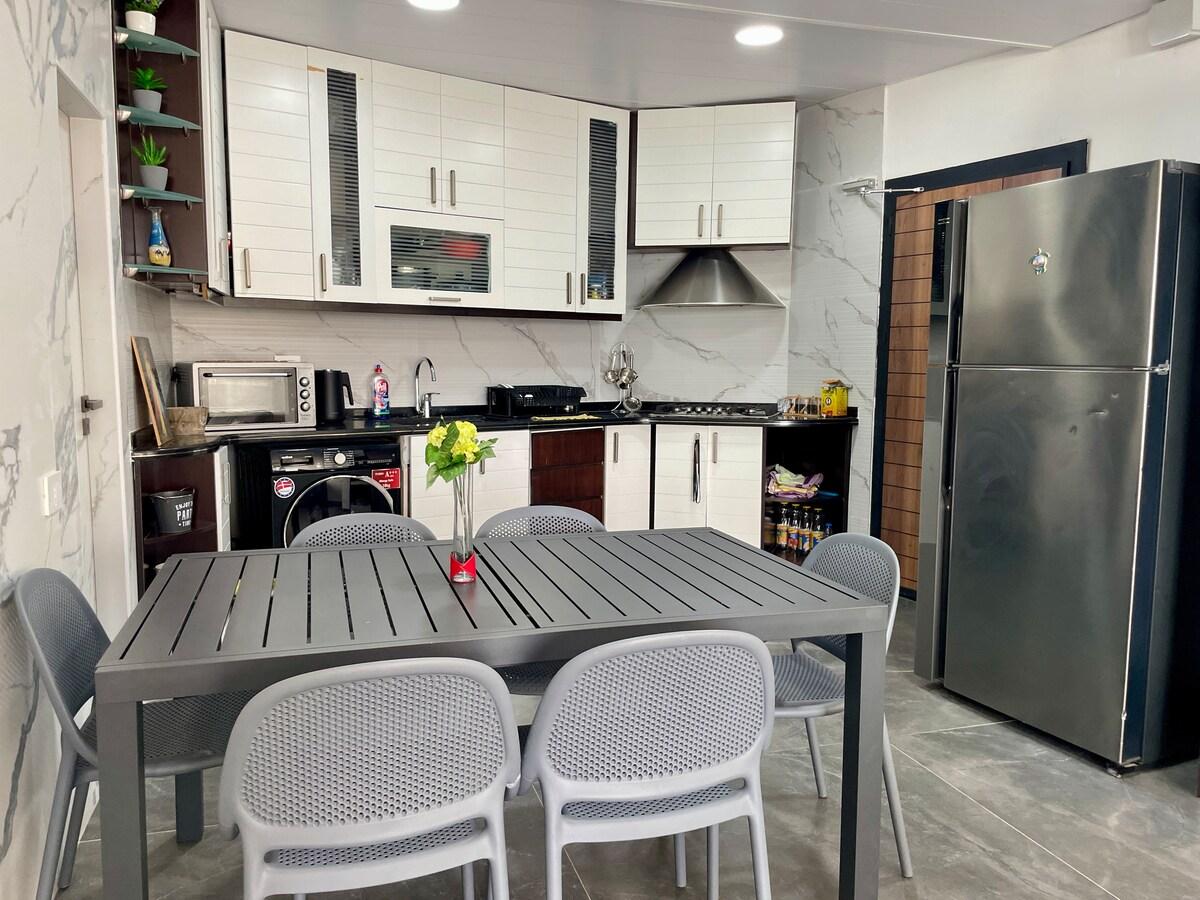 Modern Sea-View Stay | Sawary Resort Batroun6