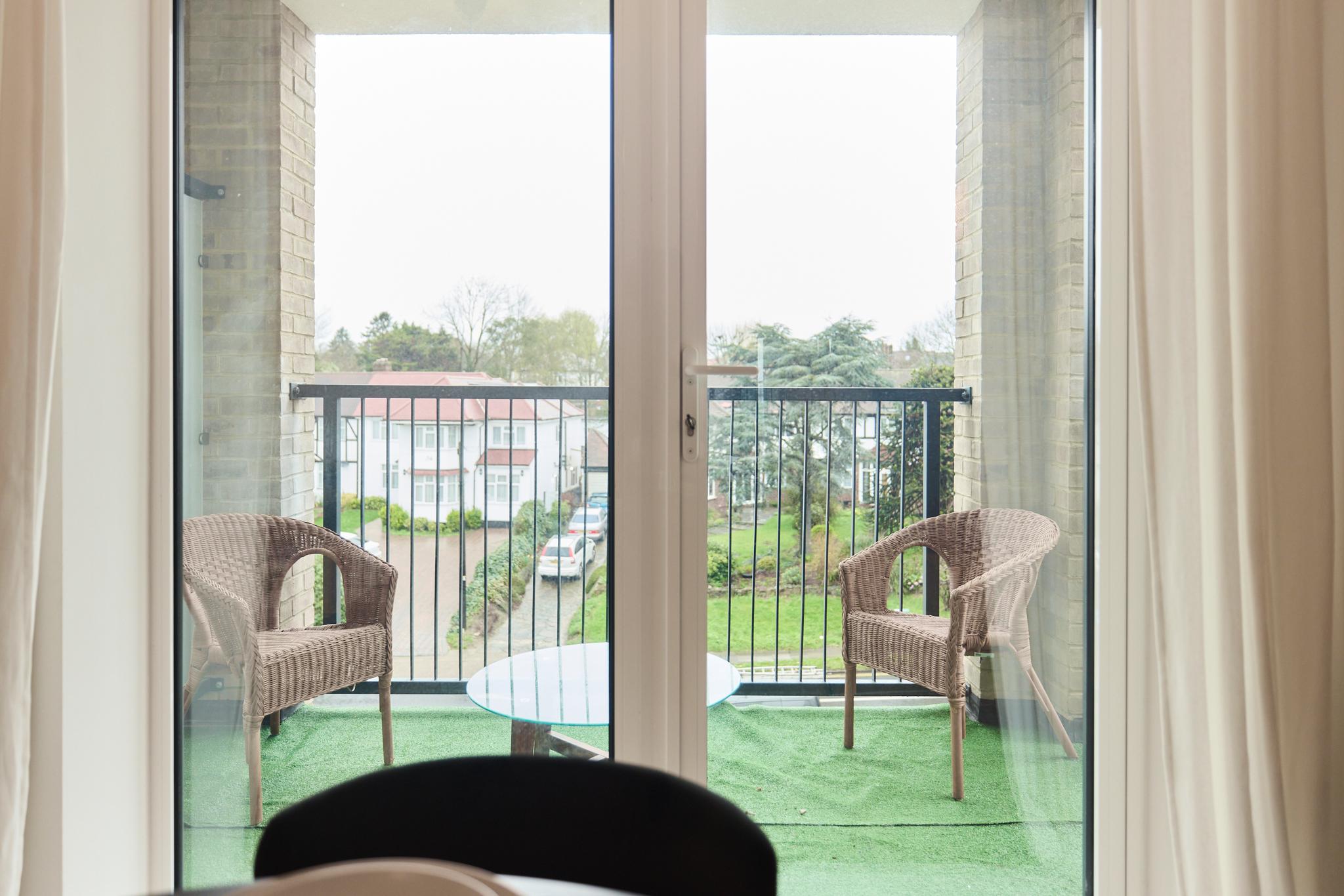2-Bed Apartments a Short Walk to Wembley Stadium5