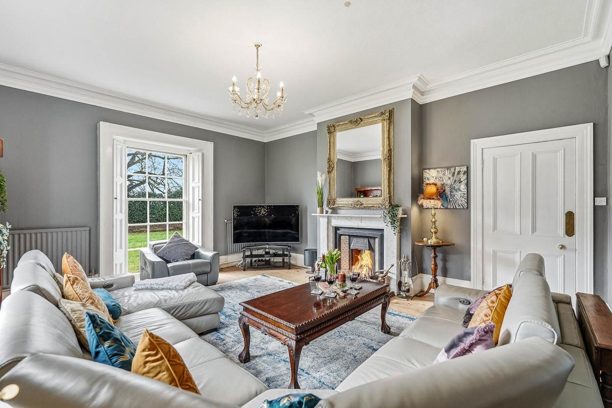 Marsham Lodge | 7-Bed with Cinema & Snooker3