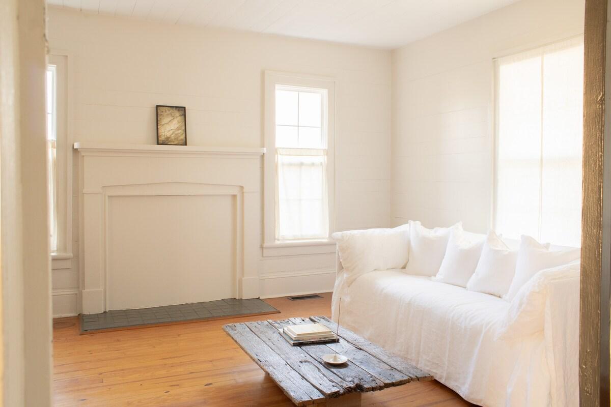 Wabi Sabi Room 1 Twin Mattress - 20 min to Winston3