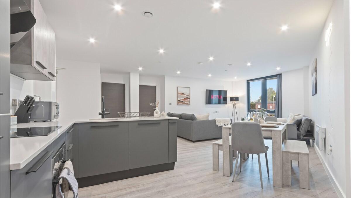 Modern Central Flat with Gym Access5
