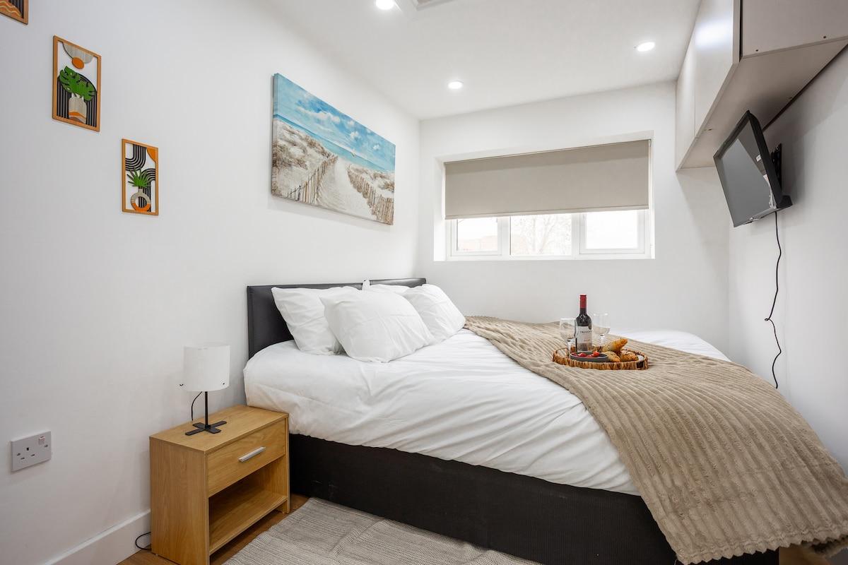 contractors|Insurance|Family Stay4