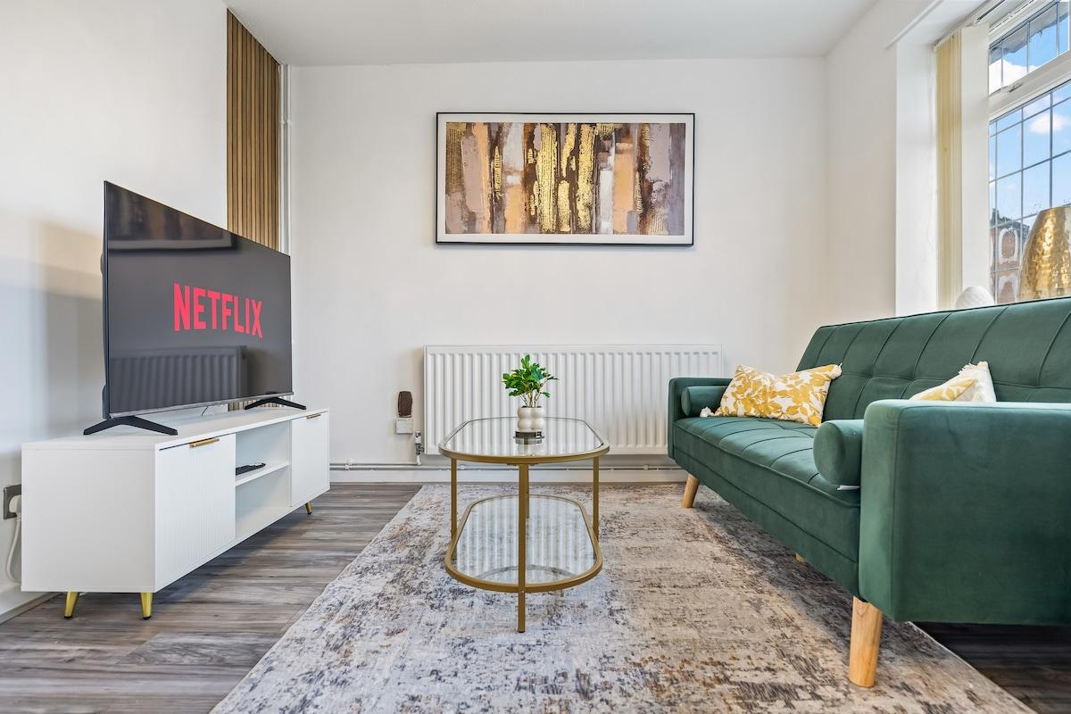 Buckingham | 2 Bedroom | Free Parking | Flat4