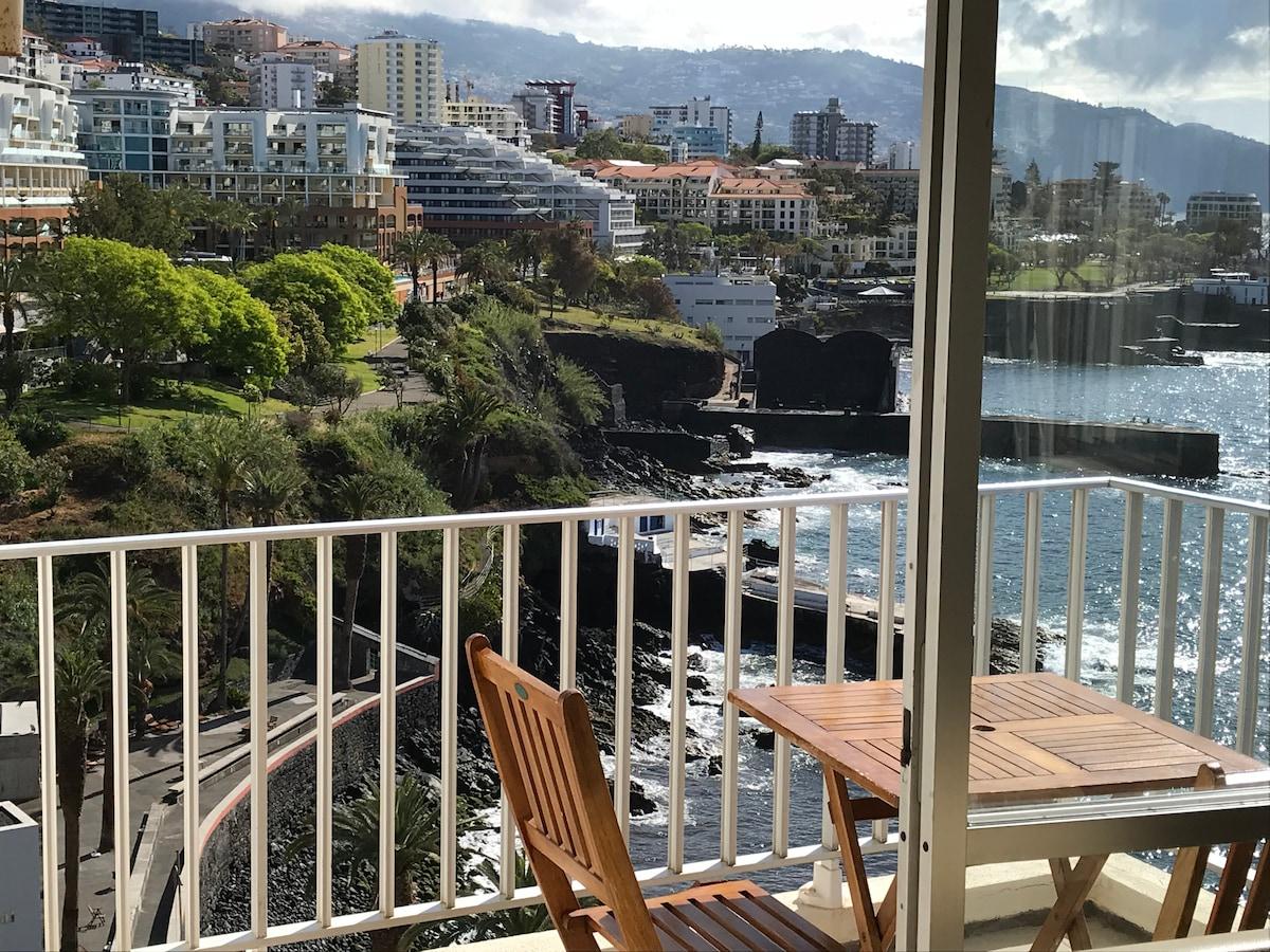 Apartamentos do mar View Ocean by Bookmadeira1