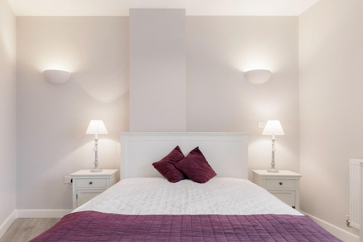 Superb 1-2 Bedroom Serviced Apartments in Croydon4