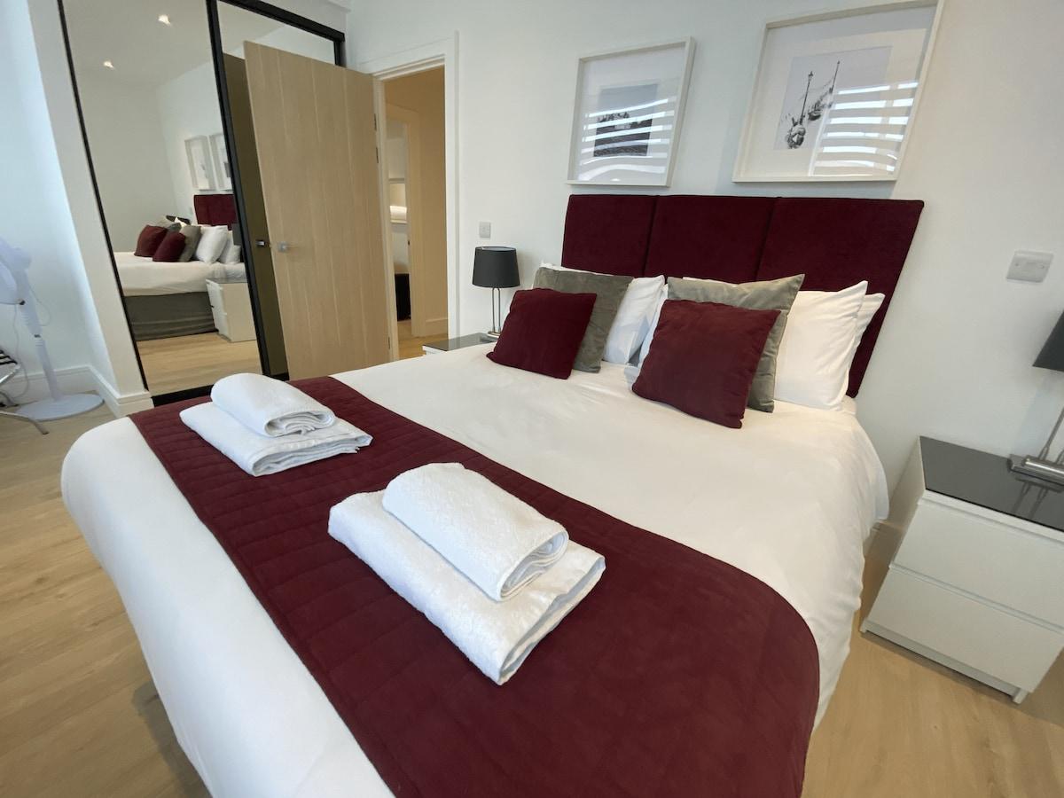 Great 1-3 Bedroom Serviced Apartments in Chertsey5