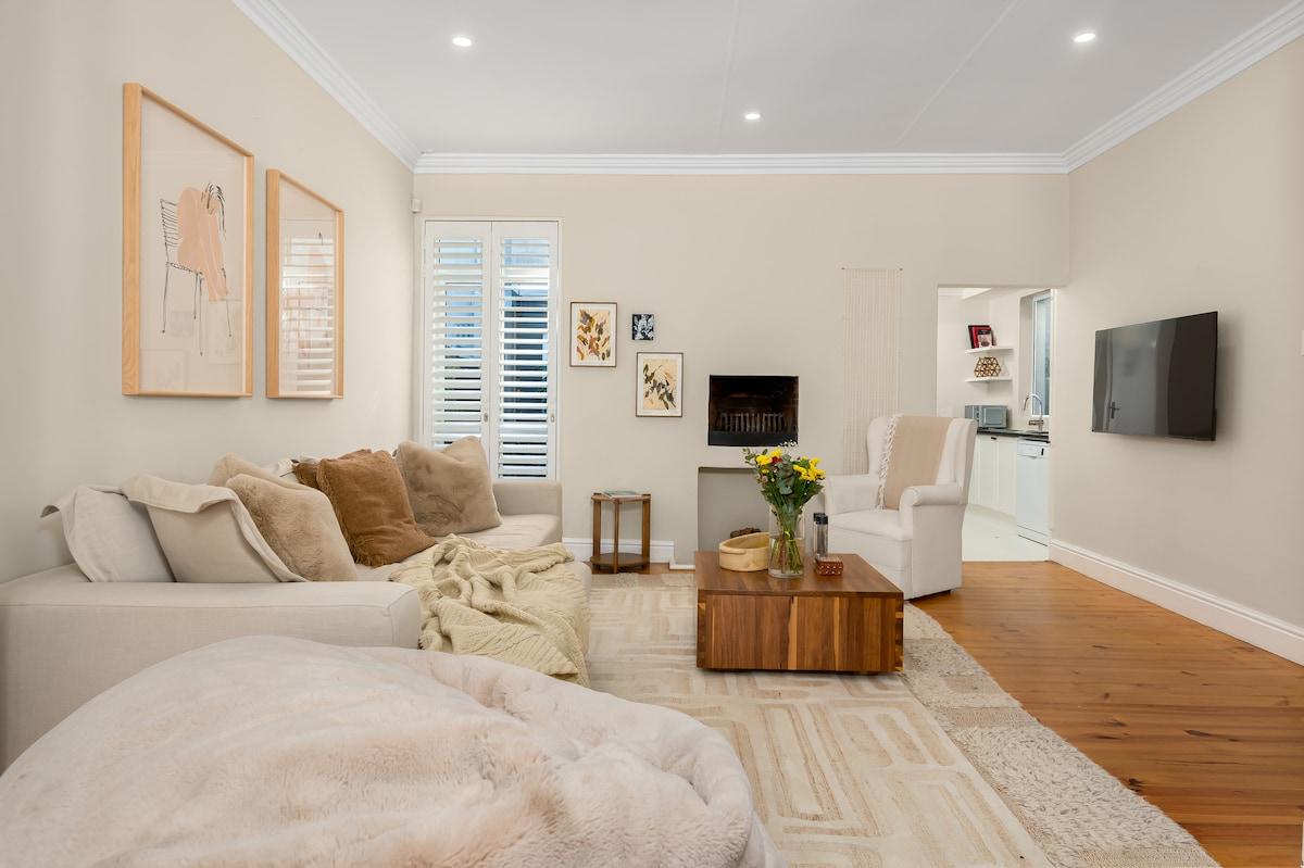 Sea Point Serenity | Airy 3-Bedroom Retreat4