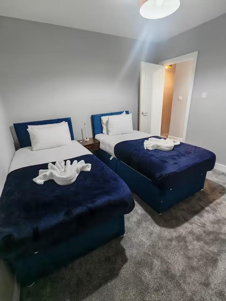 Long Stay Contractor Base · 4BD | Sleeps 7 Parking5