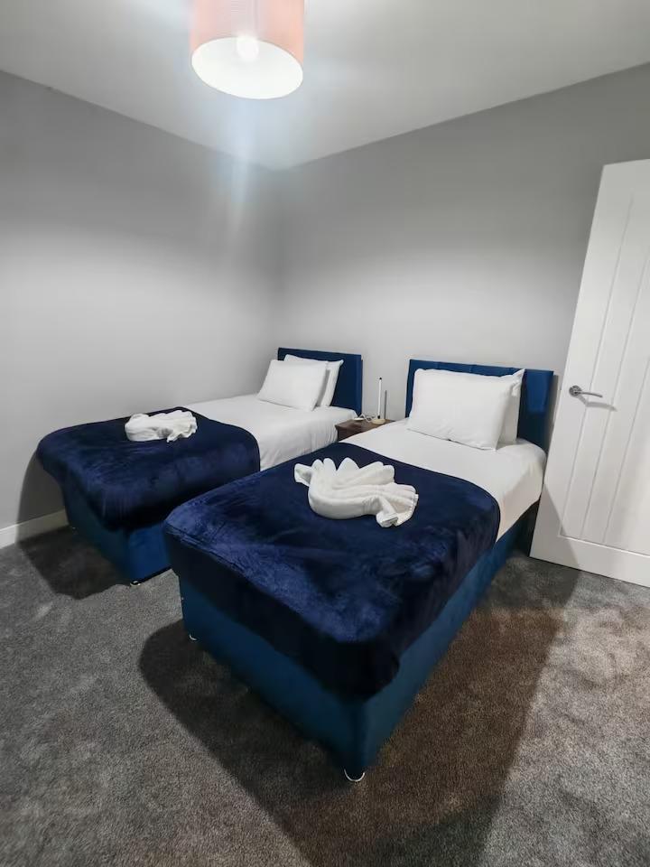 Long Stay Contractor Base · 4BD | Sleeps 7 Parking1