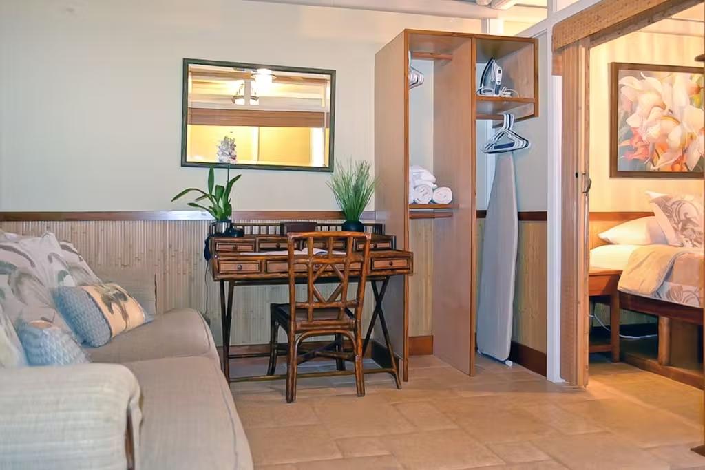 One Bedroom Condo in Kuhio Shores6