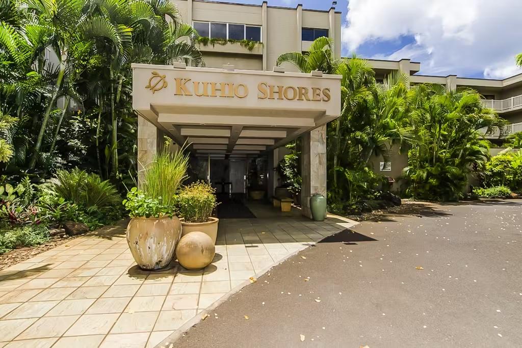 One Bedroom Condo in Kuhio Shores3