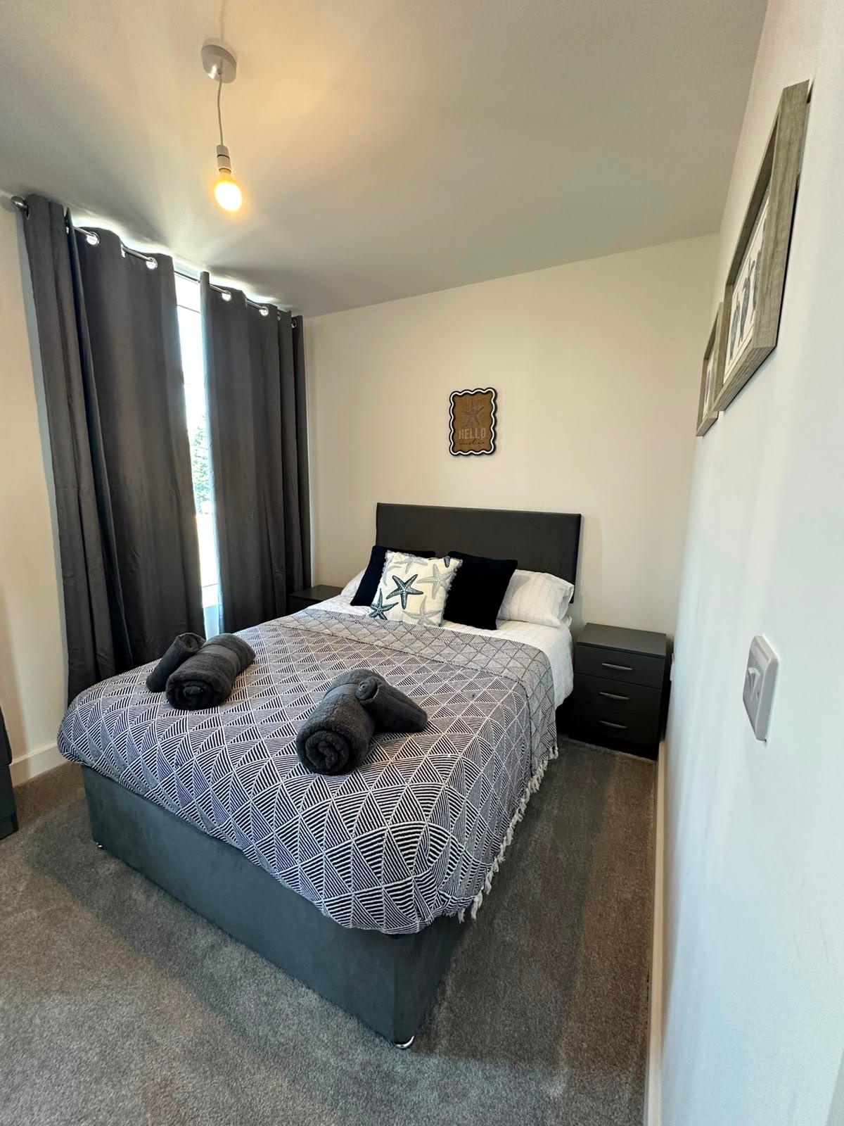 Victoria Dock Executive Apartment 2 Bed Sleeps 45