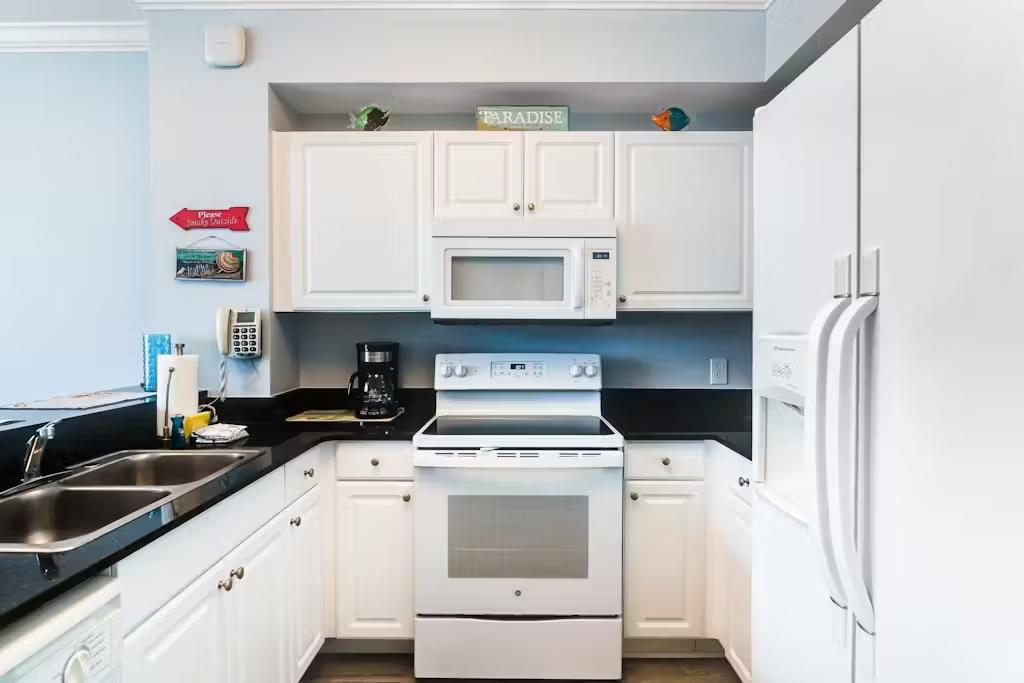 Two Bedroom Condo in Tidewater5