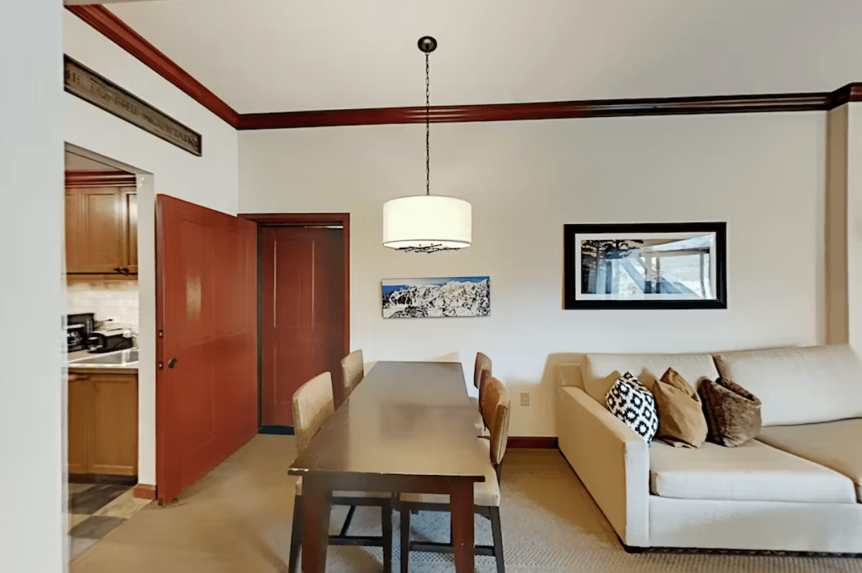 One Bedroom Condo in Everline Resort and Spa4