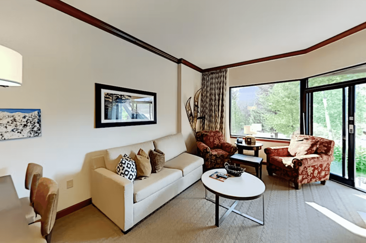 One Bedroom Condo in Everline Resort and Spa1