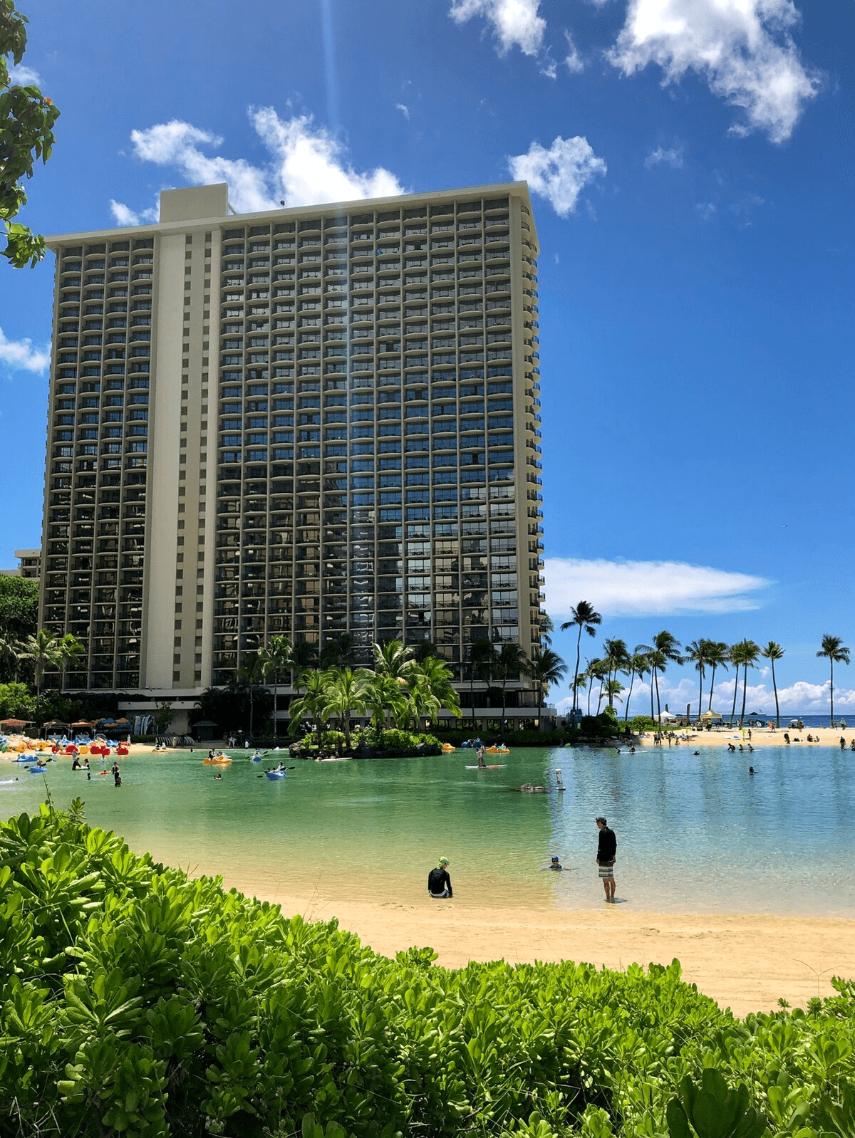 One Bedroom Condo in Ilikai6