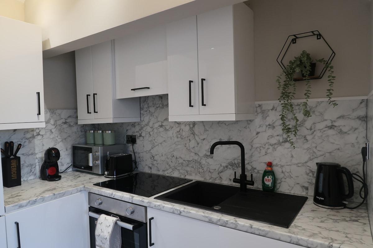 Cosy 1bed Gem in Sherborne's Historic Quarter2