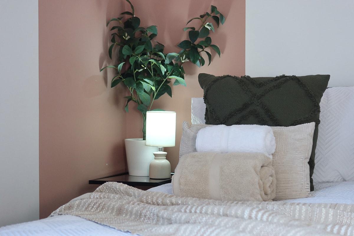 Near Old Trafford & Media City | 2BR Apartment4
