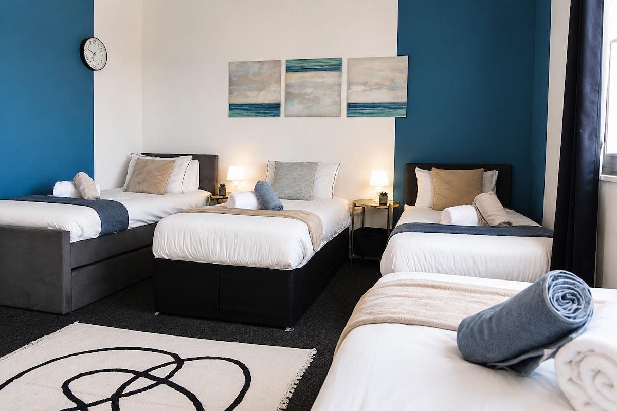 Near Old Trafford & Media City | 2BR Apartment6