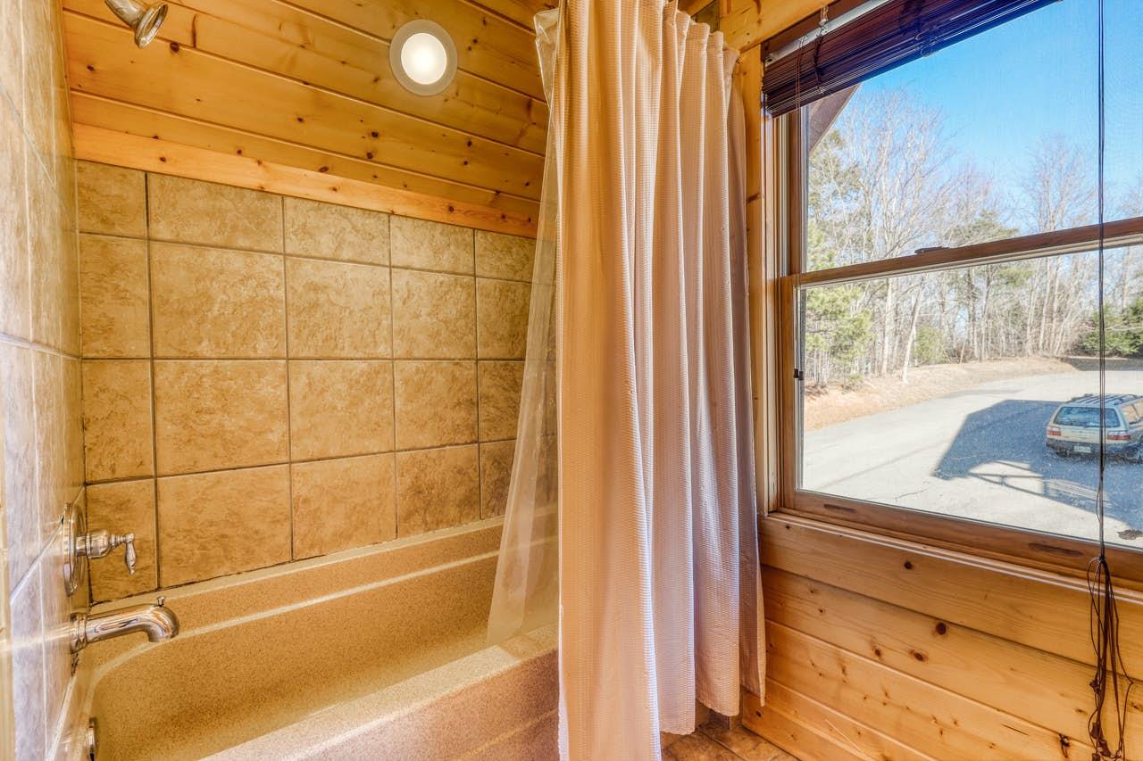 Papa Bears Cabin - 8 BD2