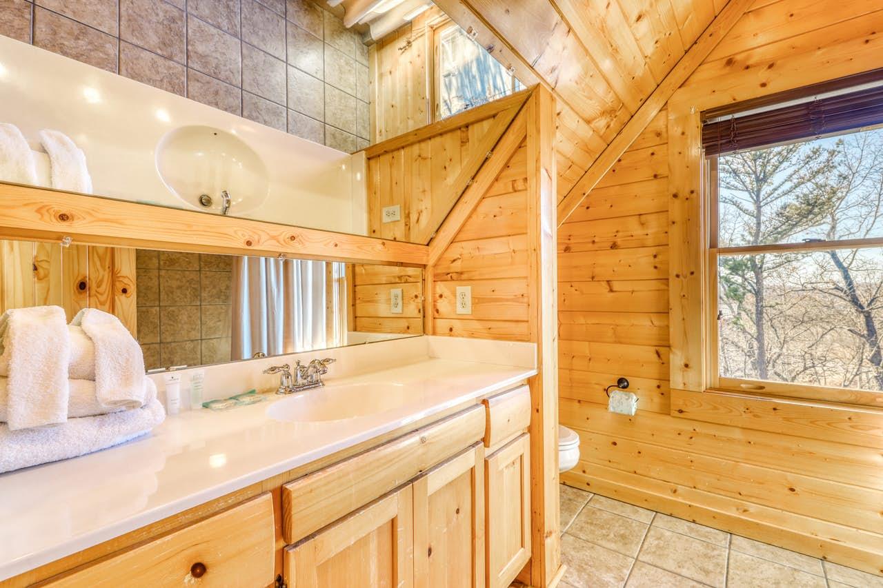 Papa Bears Cabin - 8 BD6