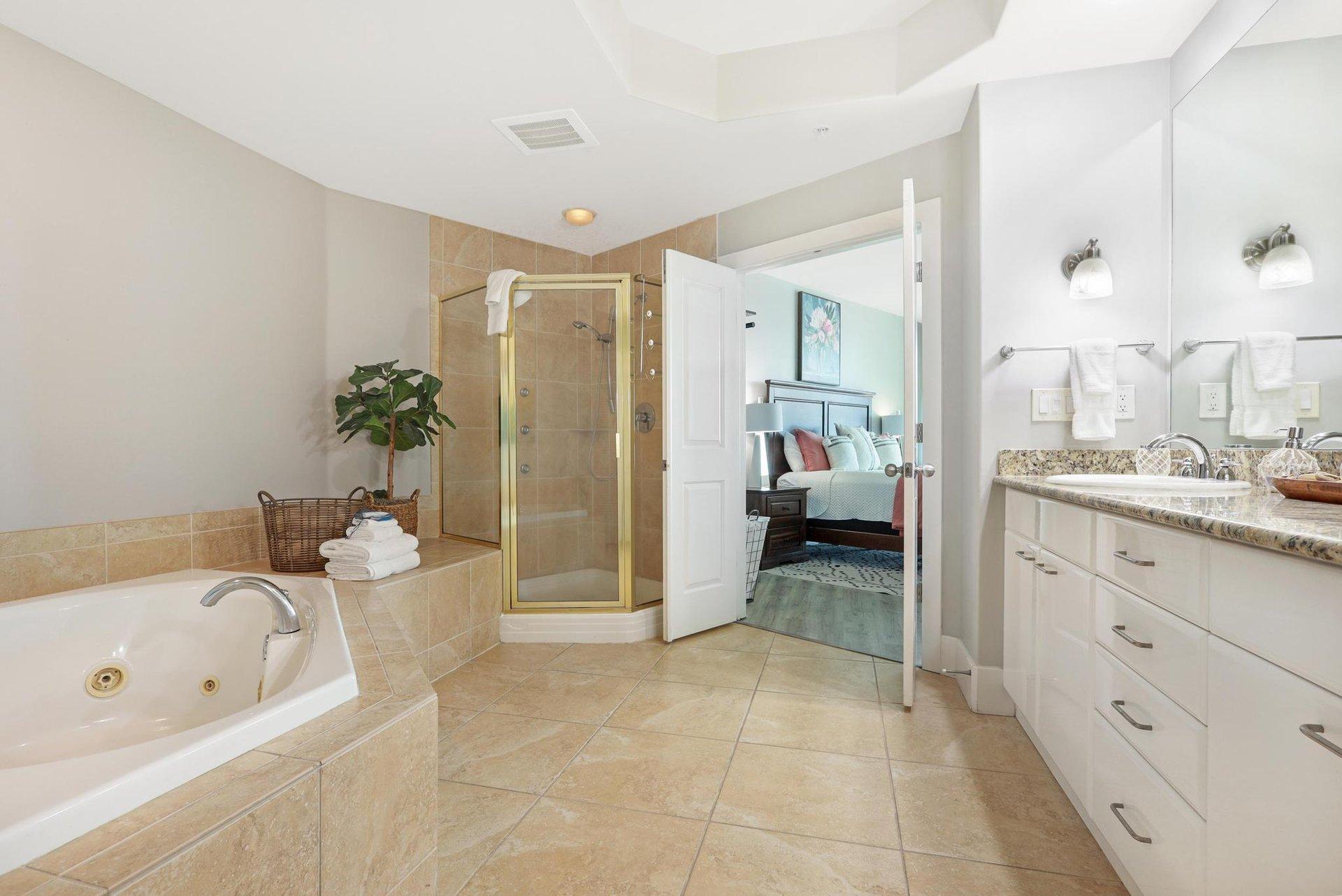 Four Bedroom Condo in Caribe Resort6