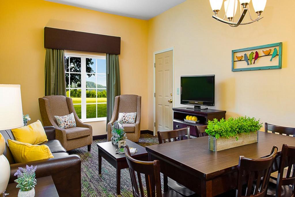 One Bedroom Condo 225 The Resort at Governor's1