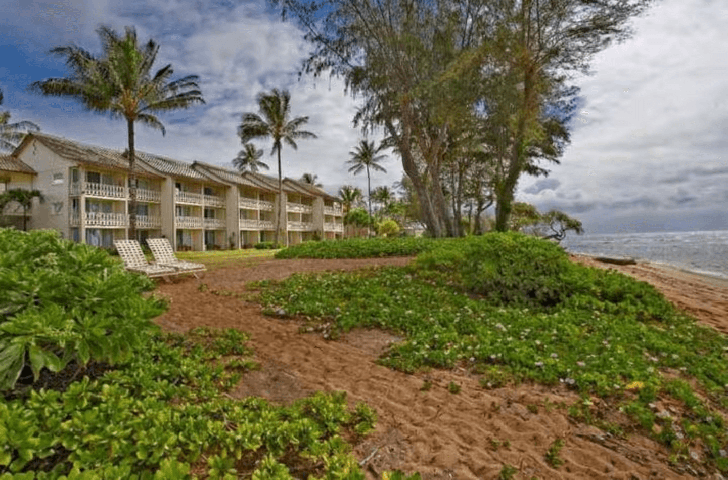 One Bedroom Condo in Islander on The Beach6