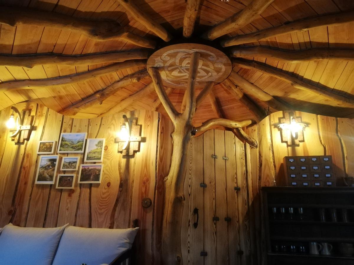 Coteau des Fadets - Séjour en maison de Hobbit1