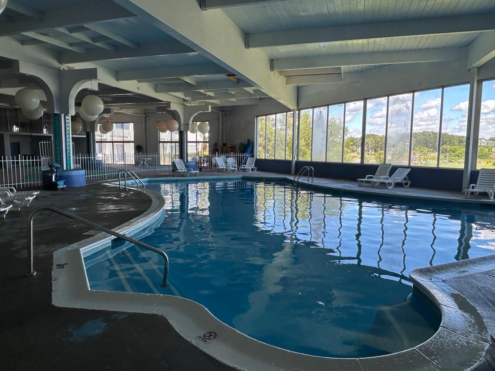 King Room off I-94 | Near Silver Beach1