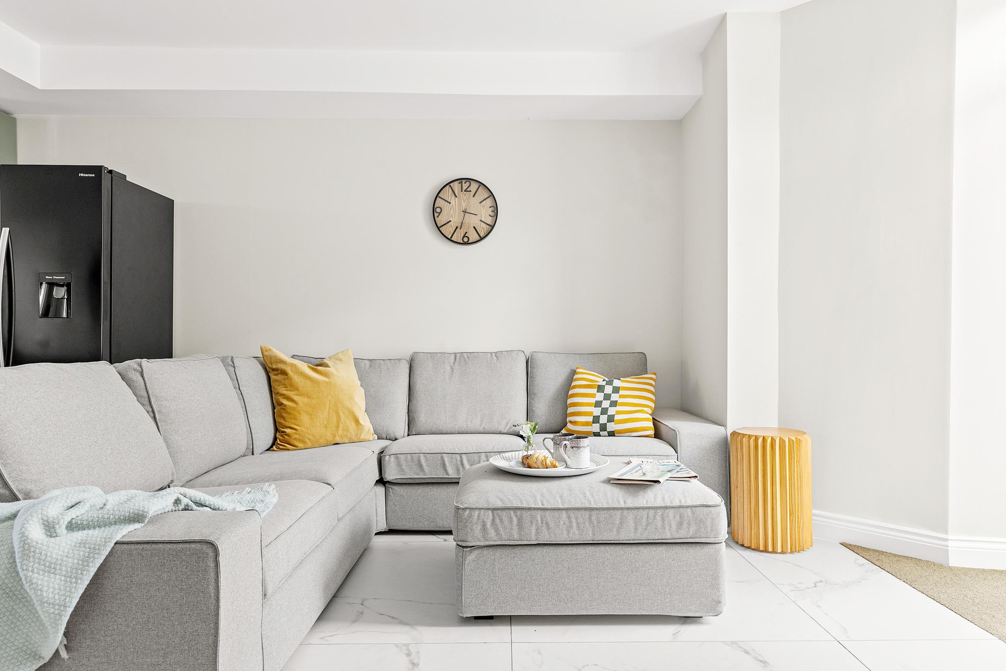 5 Bed Townhouse | 1 min to Convention Centre4