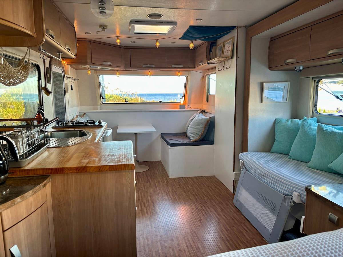 Absolute Oceanfront〈35 Steps to Beach〉Surf Views1