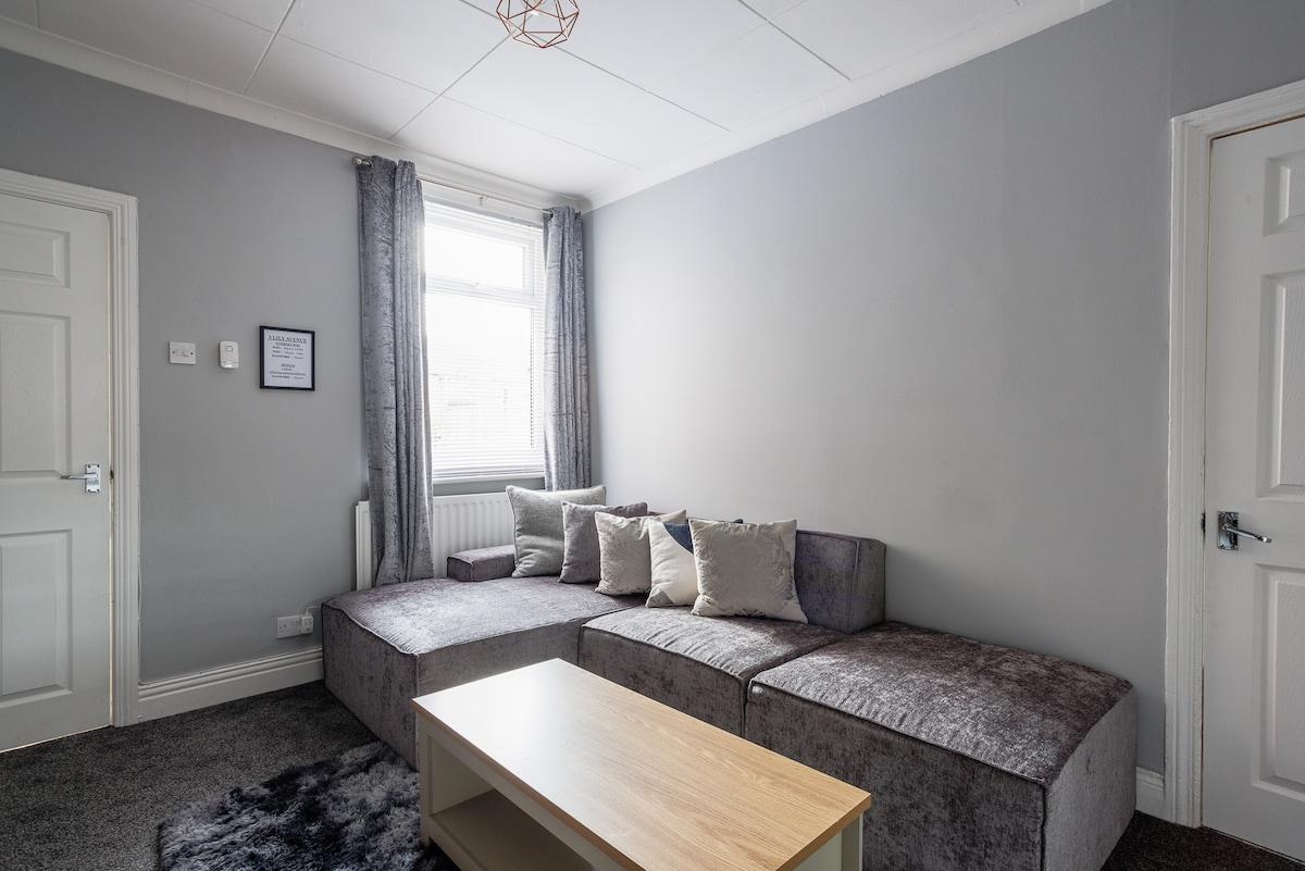 Modern 2BR House in Bedlington | Free Parking5