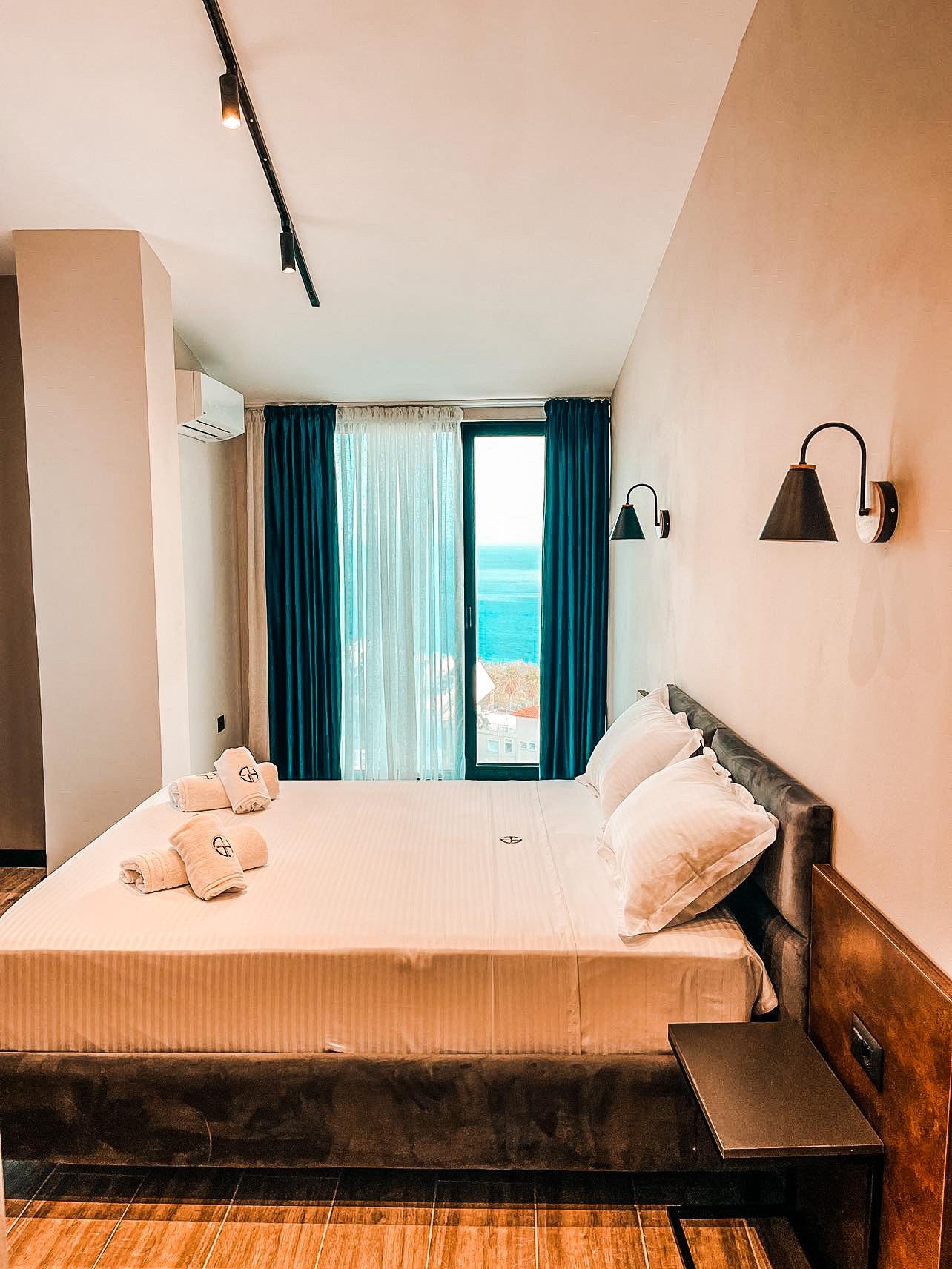 Gogo's Boutique Hotel3