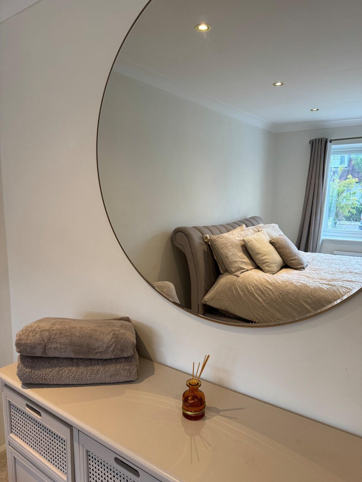 The Modern Retreat4